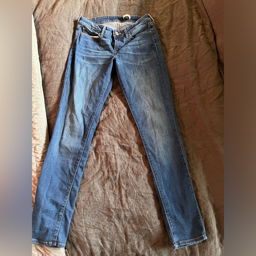 Levi’s skinny jeans